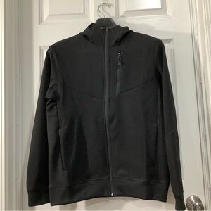 Motion Men's Black Lightweight warm Jacket size small NWT.